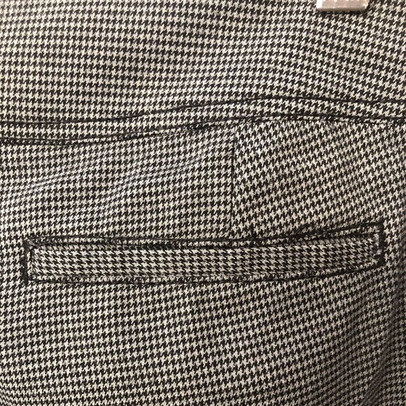 Mexx Cropped Pants: Size 6 - Picture 8 of 11